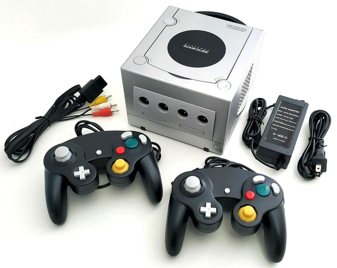 Nintendo GameCube DOL-001 Gaming System SILVER Console 2 Controller Bundle NGC